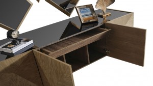 Piramit Yemek Odası