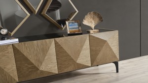 Piramit Yemek Odası